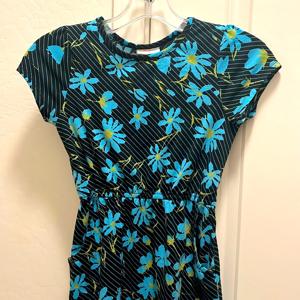 Youth Medium LulaRoe dress